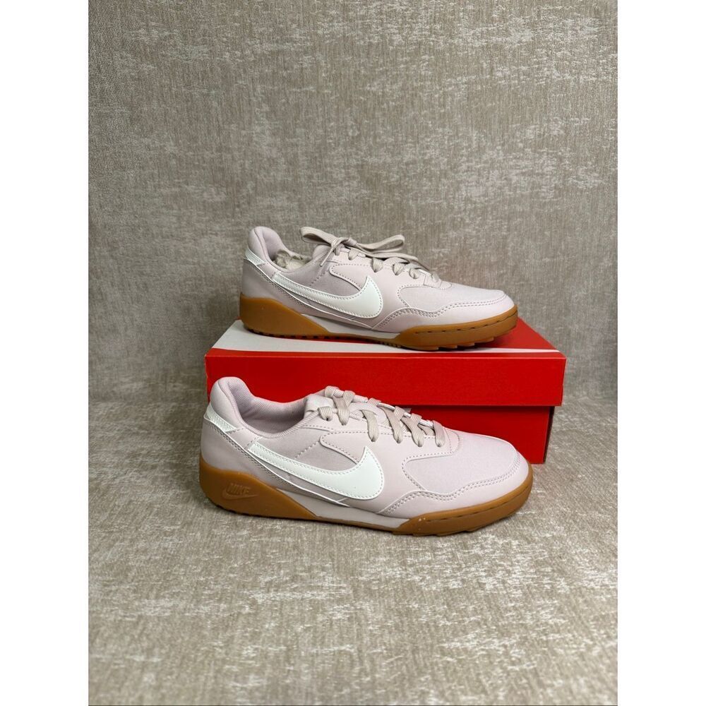 NIB Nike Women's Terra Manta Women's Sneakers Pink/Gum Light Brown Youth Size 7